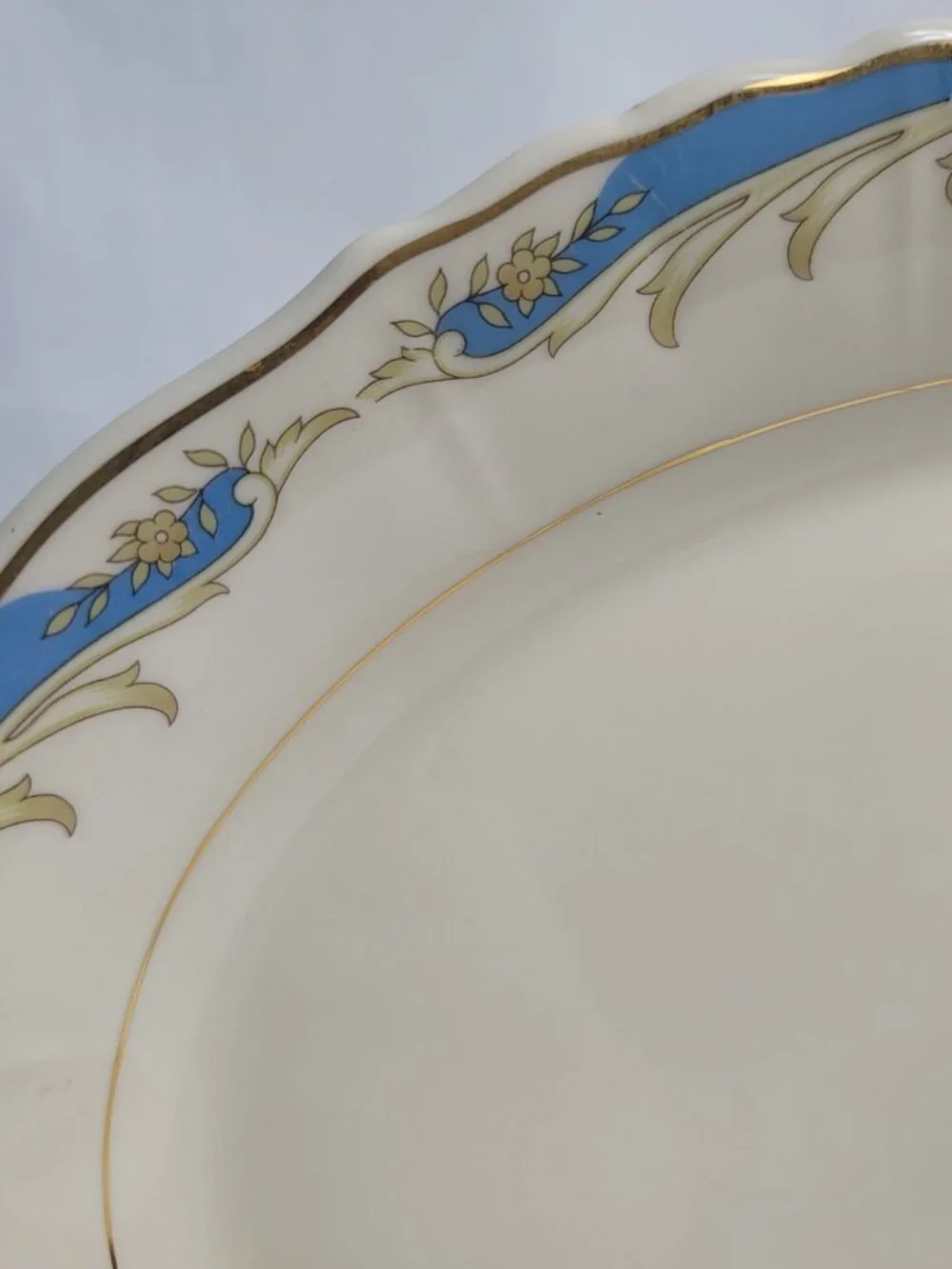 Syracuse China Carvel 14 Inch Oval Serving Platter Ivory with Blue Panels & Gold